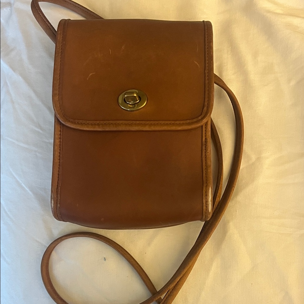 Vintage Coach Brown Leather Crossbody Bag - Picture 10 of 10